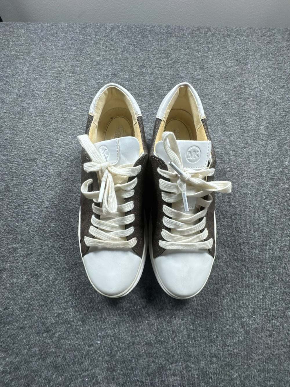 Michael Kors Keaton Signature Logo Brown Size 7M Sneakers